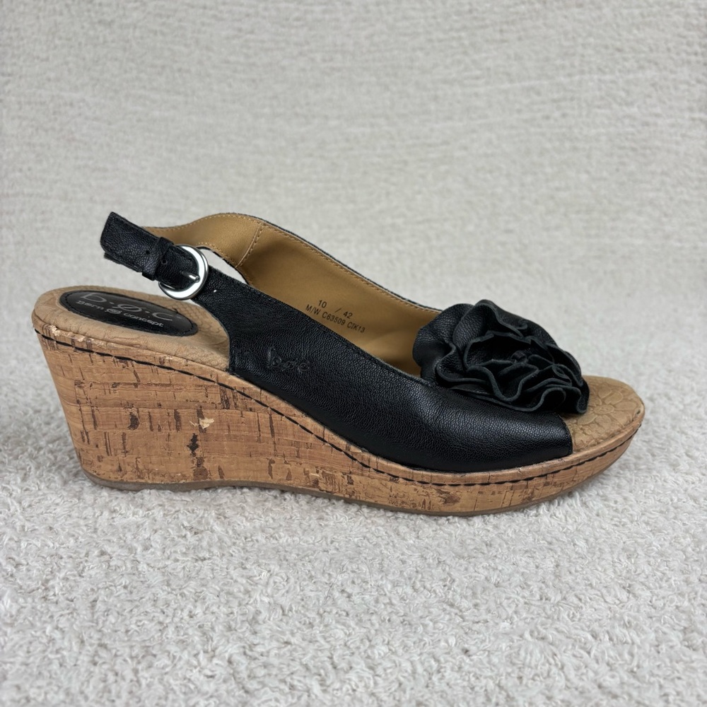 B.O.C. Sandals‎ Womens 10 Black Born Cork 3D Floral Strappy Wedge Comfort Shoes